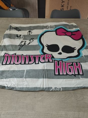 Housse de couette+ taie d oreiller