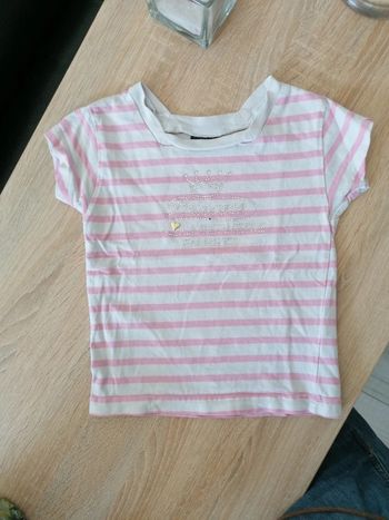 T-shirt à rayure blanc et rose 3 ans