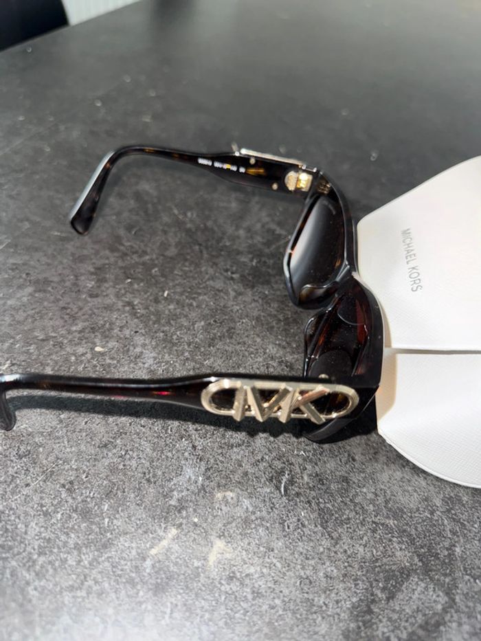 Lunette de soleil michael kors authentique taille xs - photo numéro 4