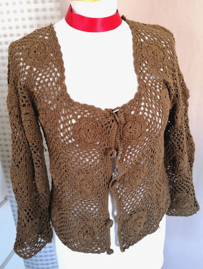 Gilet cardigan idéal pour l'été coton crochet fait main Indonésie. Neuf 