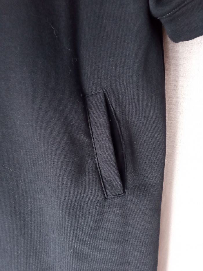 Robe noire taille 36 - photo numéro 3