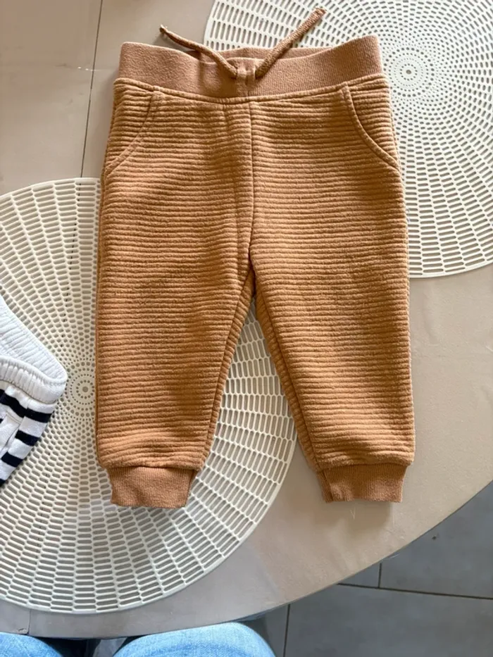 2 pantalon - photo numéro 3