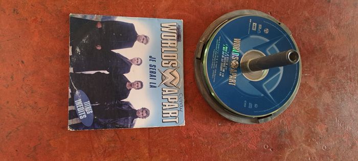 Cd world apart je serai là