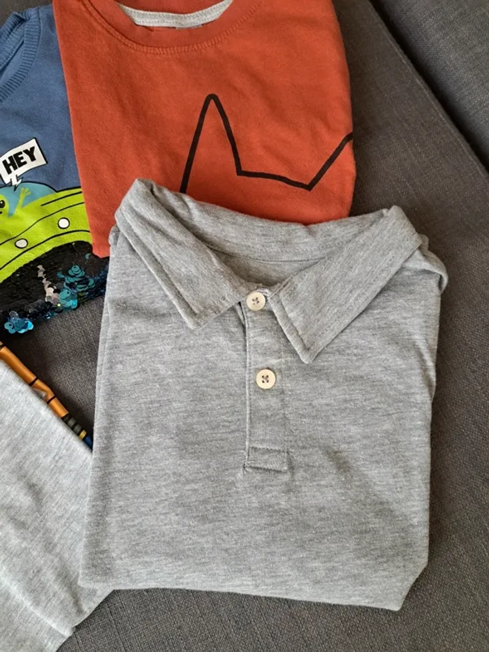Lot de 5 t shirt - photo numéro 4