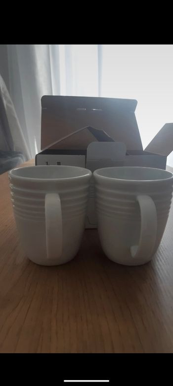 2 mugs livellara