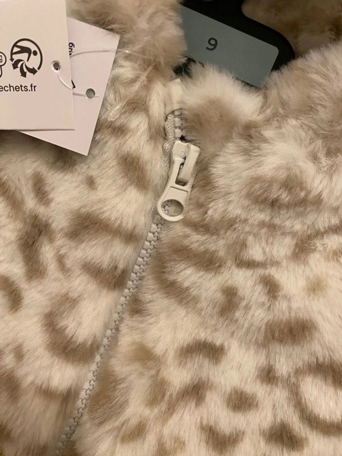 Veste fausse fourrure doudoune bébé fille 9 mois Tex léopard - photo numéro 6