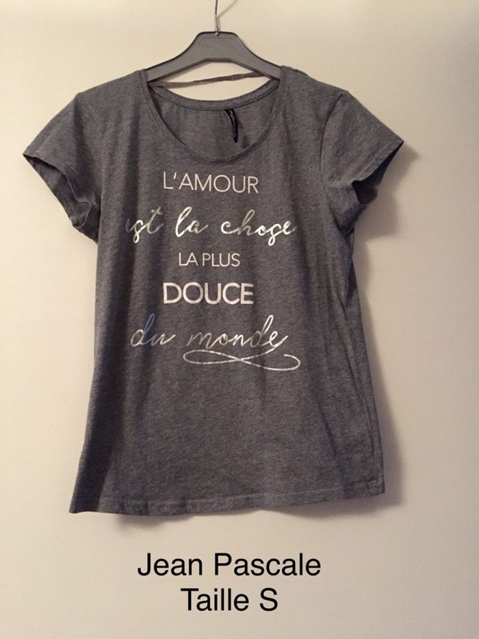 T-shirt « l’amour est la chose la plus douce » gris Jean Pascale Taille S