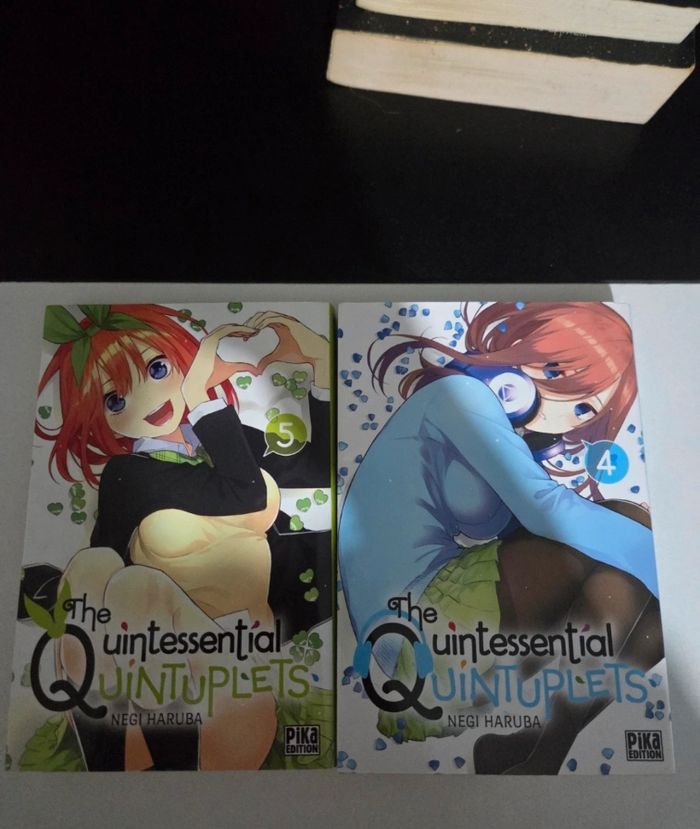 Lot de 2 manga quintessential quintuplet - photo numéro 2