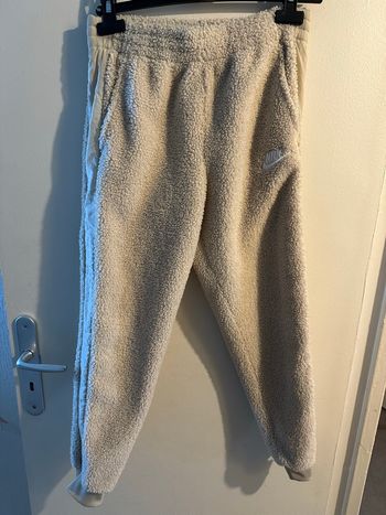 Pantalon survêtement moumoute