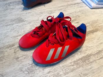 Chaussures de foot adidas
