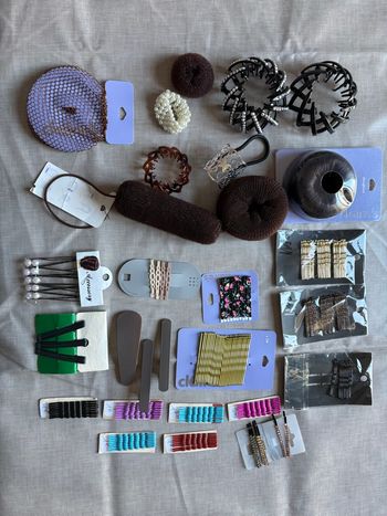 Gros lot de barrettes et articles cheveux