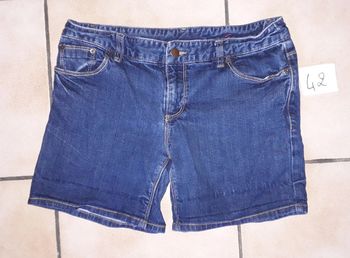 Short femme T 42