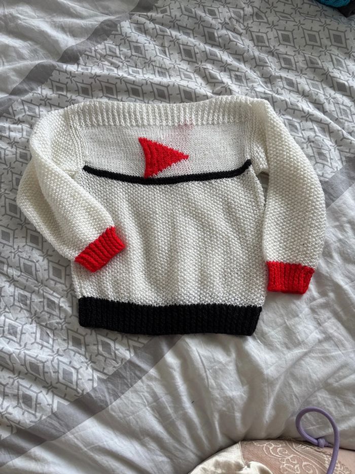 Pull fait main 3 ans - photo numéro 2