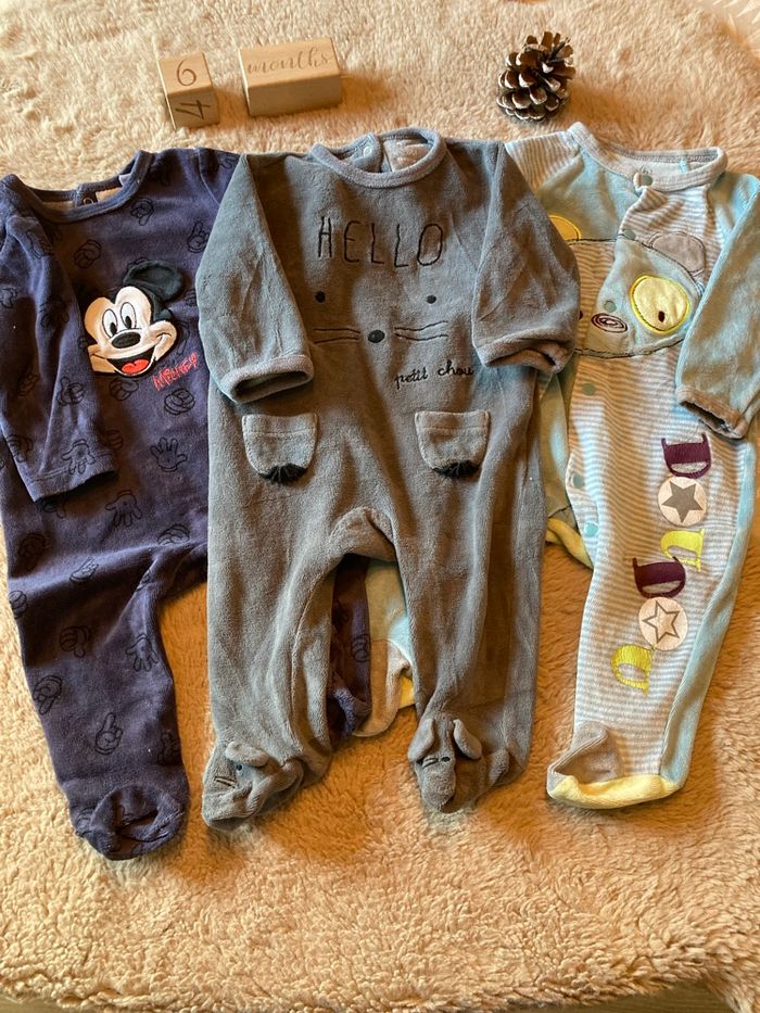 Lot pyjamas 6 mois