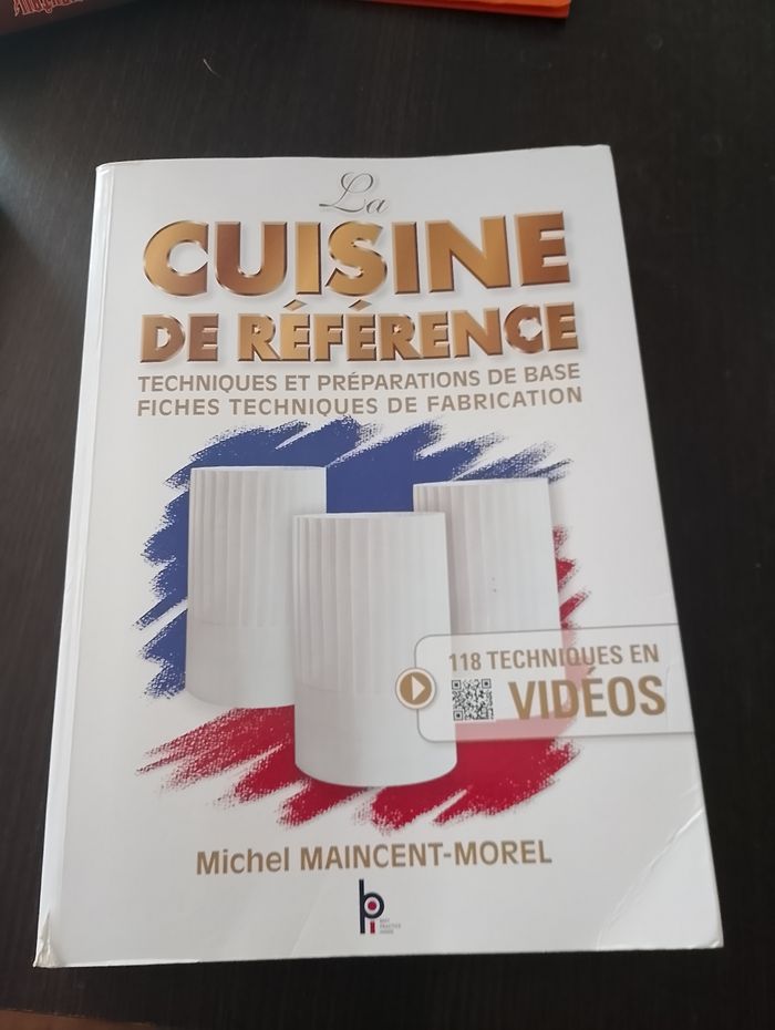 Livre neuf la cuisine de référence