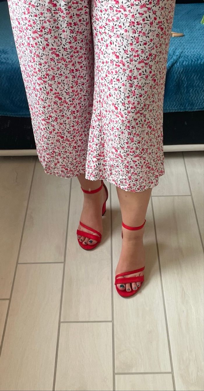 Chaussures sandales rouge - photo numéro 9