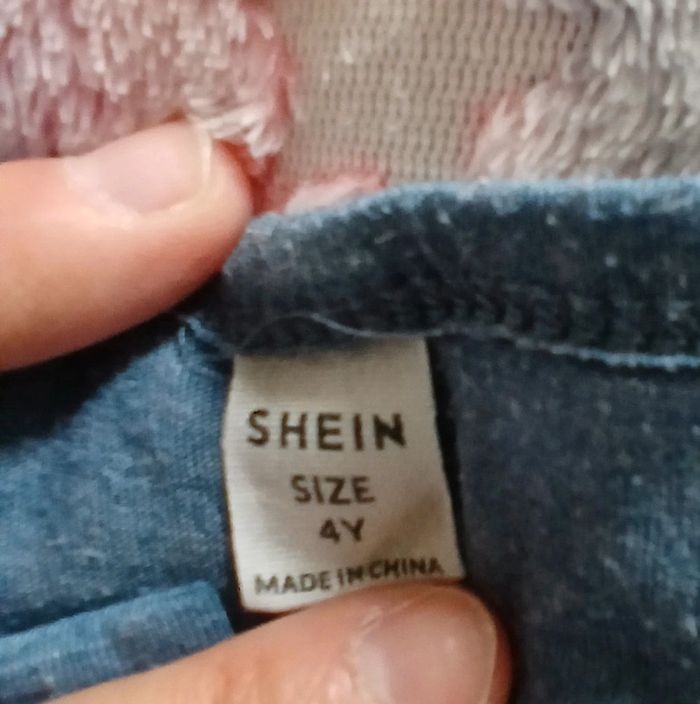 Tee-shirt bleu shein 4 ans - photo numéro 4