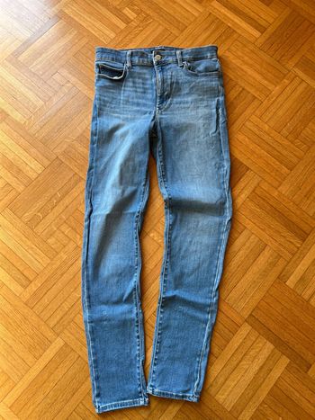 Jean femme skinny tapered Uniqlo neuf T38