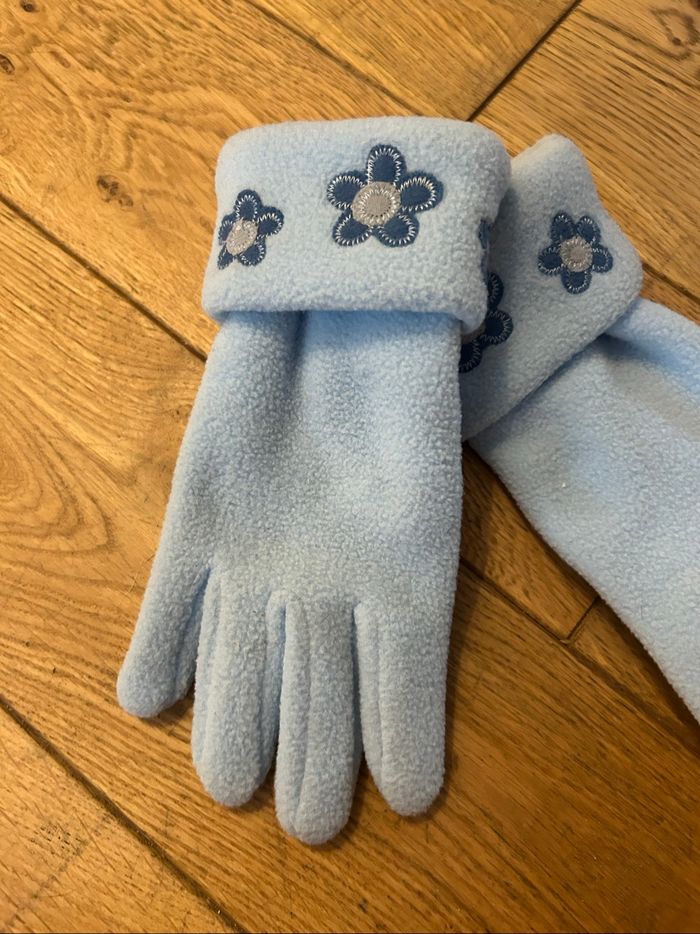 Gants en polaire - enfant - Neuf avec étiquette - Neuf - photo numéro 2