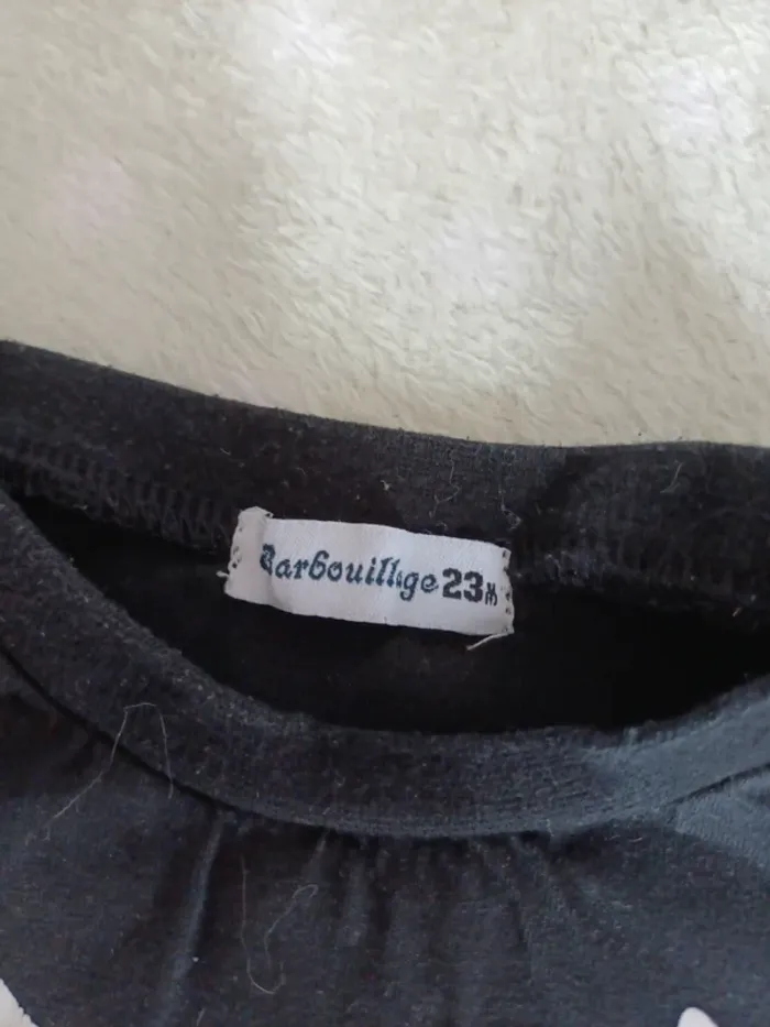 T-shirt noir squelette 2 ans - photo numéro 2
