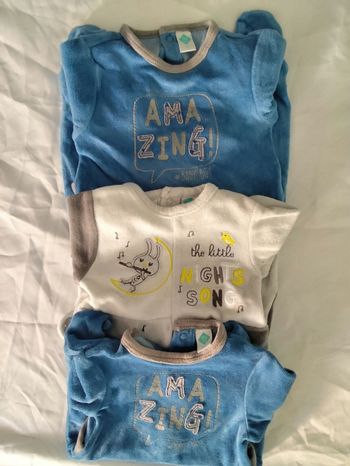 Pyjamas bébé / 1 mois
