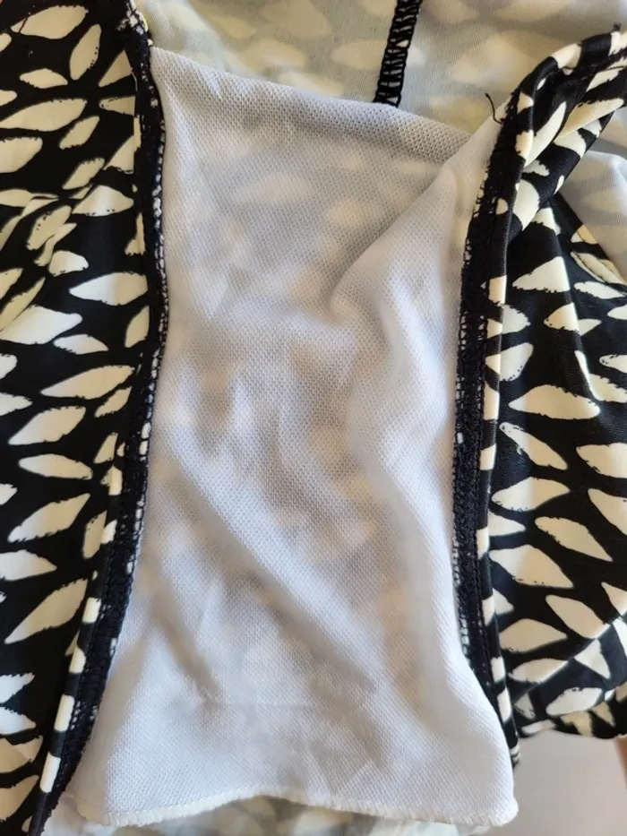 Maillot de bain 1 pièce noir et blanc Tissaia - rétro chic - photo numéro 11