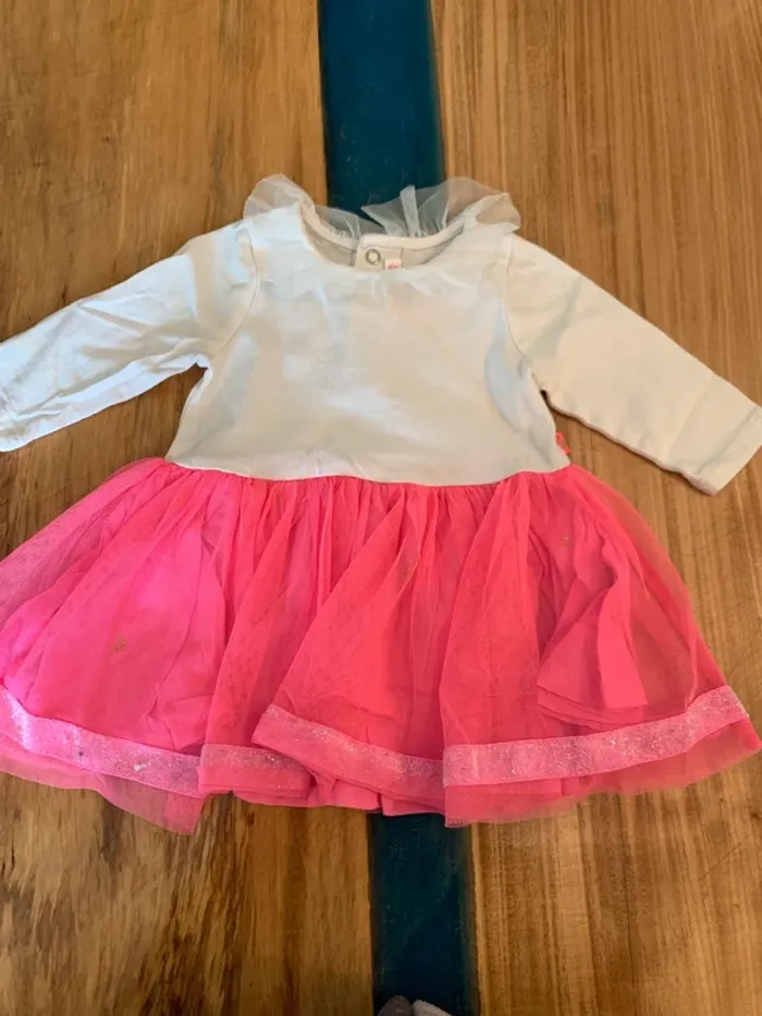 Robe billieblush taille 3 mois 🤩