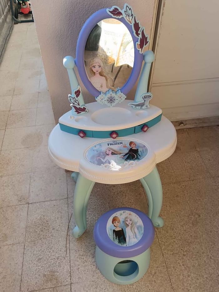 Coiffeuse la reine des neiges - photo numéro 4