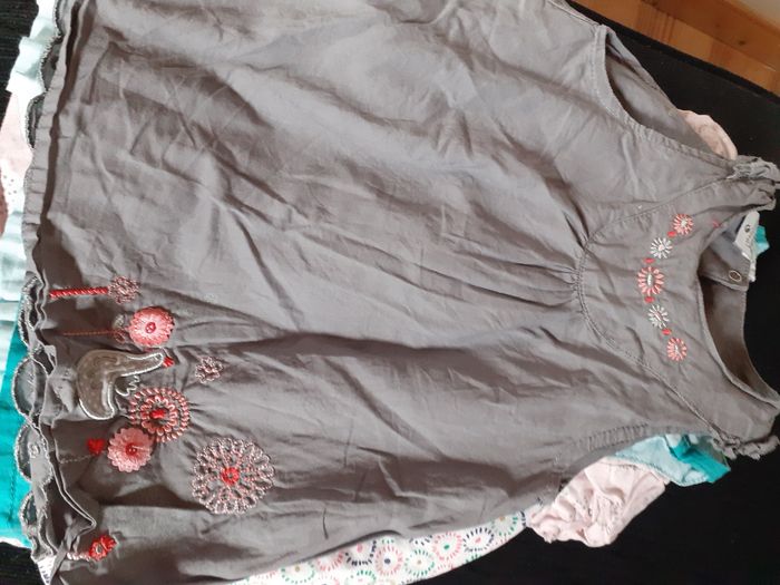 Lot de jolies petites robes taille 6-9 mois pour l'été. - photo numéro 4