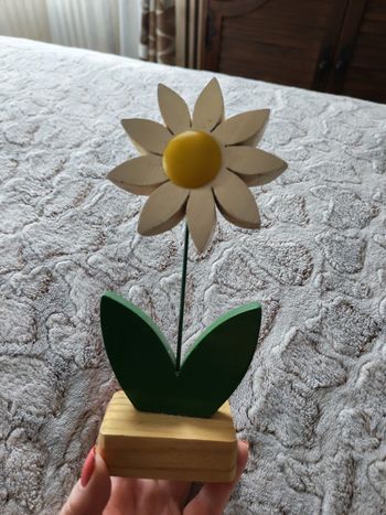 Décoration en bois fleur marguerite