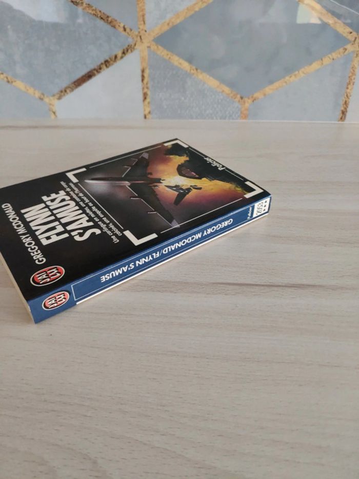 Livre poche policier Flynn s'amuse McDonald - photo numéro 6