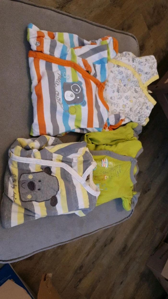 4 pyjamas