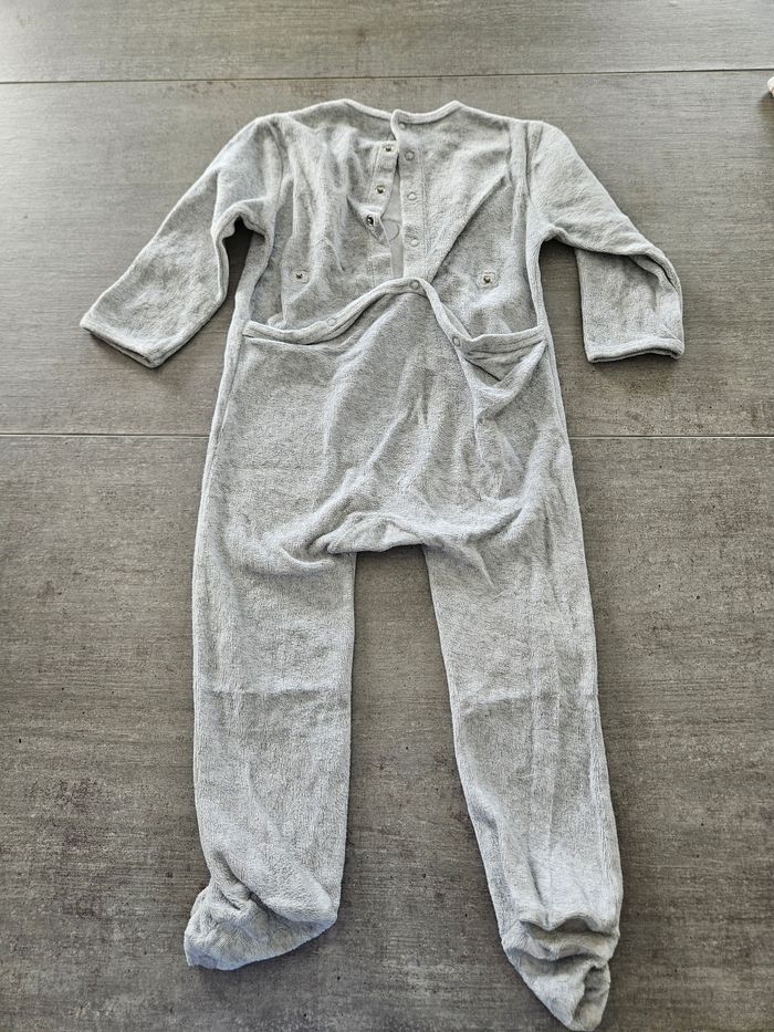 2 pyjamas - photo numéro 5