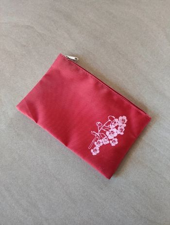 Petite pochette rouge