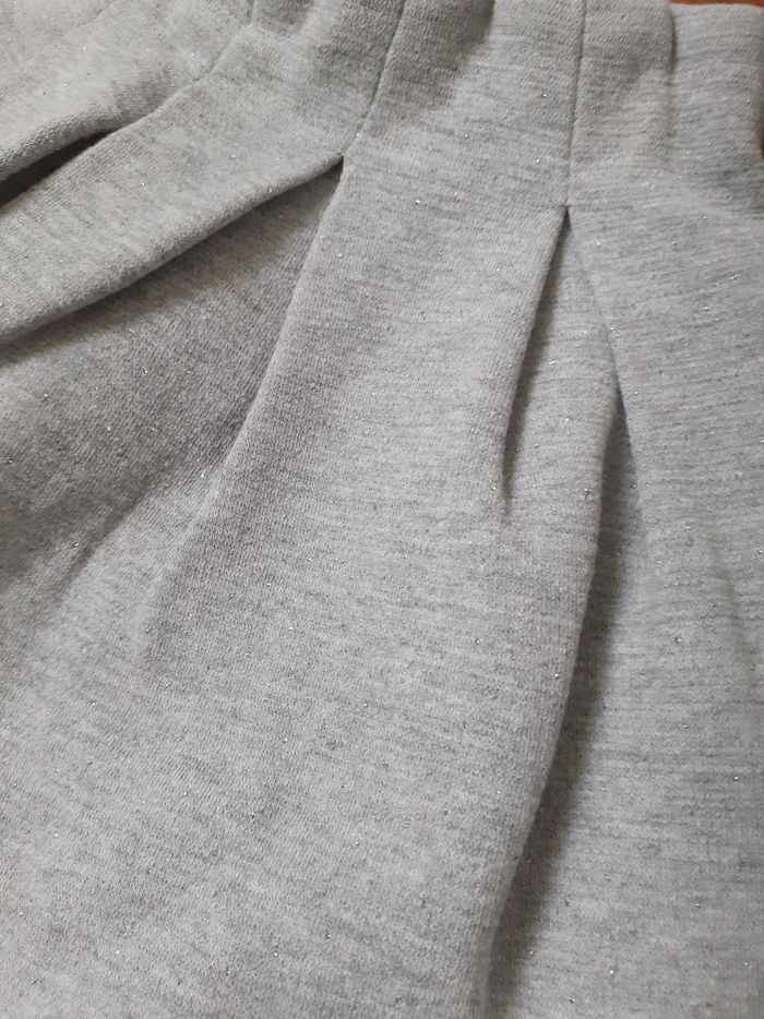 Jupe ample grise claire pailletée - photo numéro 2