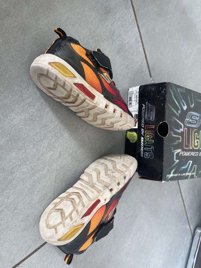 Basket lumineuse s lights skechers - photo numéro 4