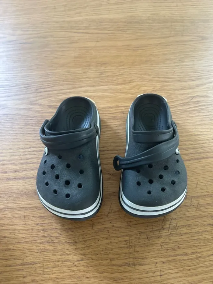 Crocs noir - photo numéro 2