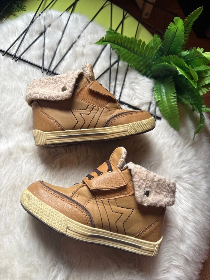 Bottines garçon pointure 28 - photo numéro 2