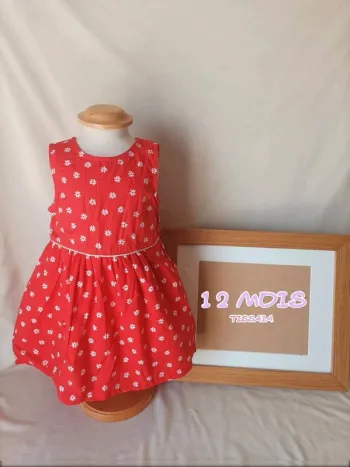 Superbe robe sans manche rouge neuve Tissaia fille 12 mois