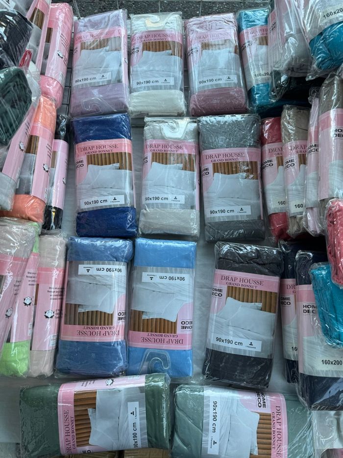 Drap housse 180/200cm neuf