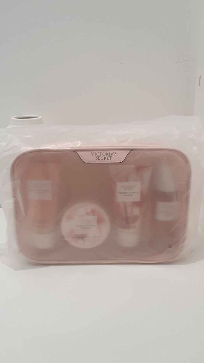 Trousse de soins Victoria's Secret - photo numéro 2