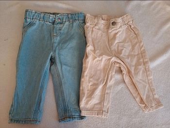 Jean crème et bleu 9 mois kiabi