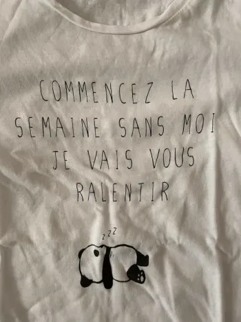 Tee shirt
