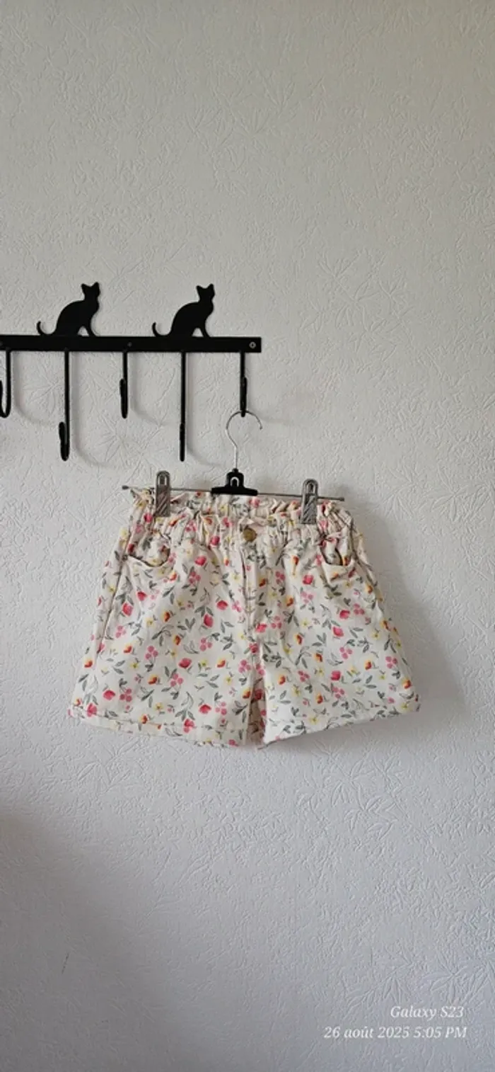 Short fleuri + débardeur encolure broderie anglaise 10/12A - photo numéro 5