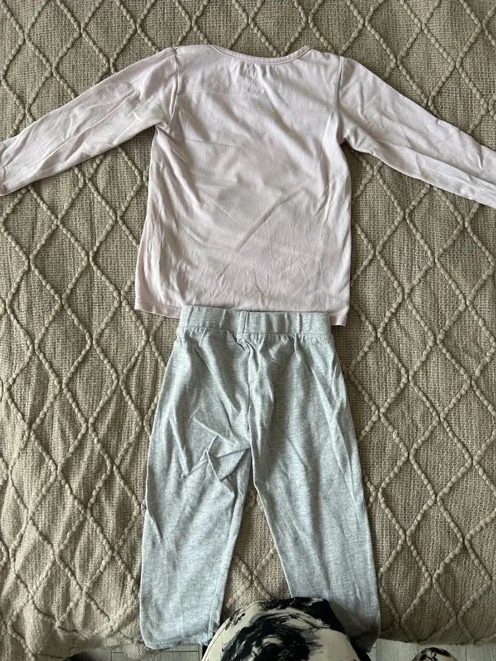 Pyjama deux pièces 24 mois - photo numéro 6