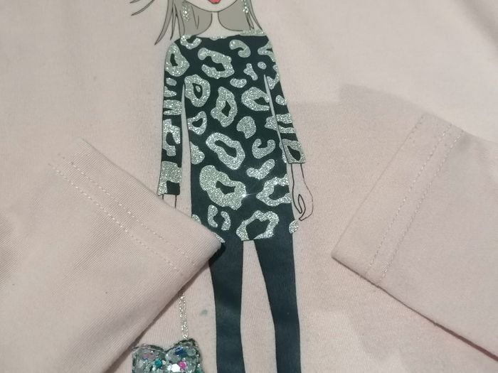 Sweat manches longues T 8 ans 👧🏻 - photo numéro 9