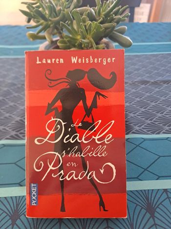Livre Le Diable s'habille en Prada, Lauren Weisberger