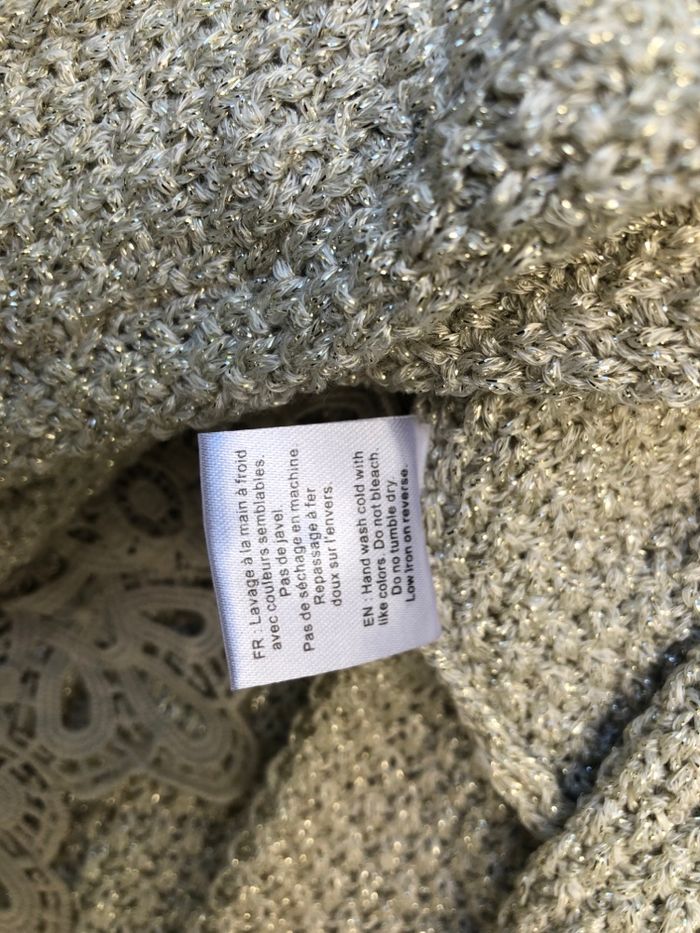 Pull ouvert dans le dos  bachelorette - photo numéro 6