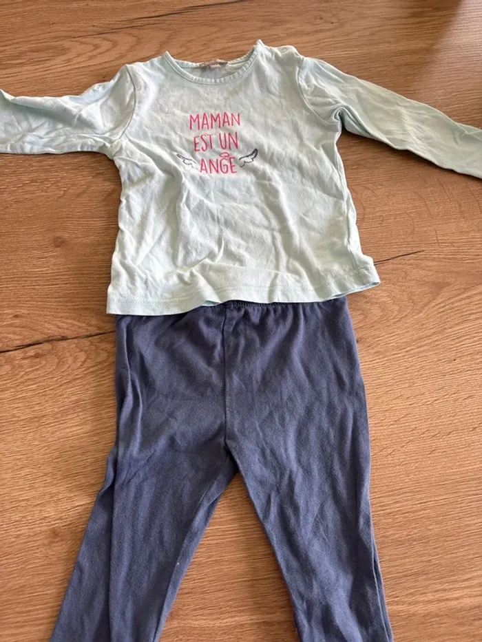 Ensemble 12 mois - photo numéro 2