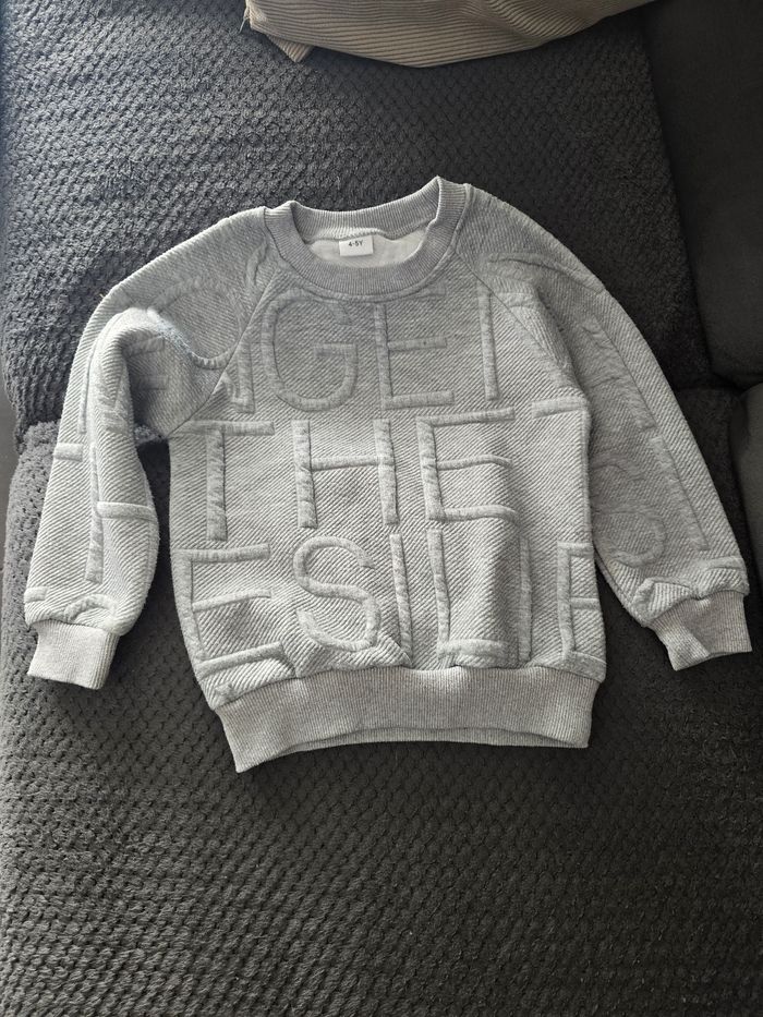 Pull gris